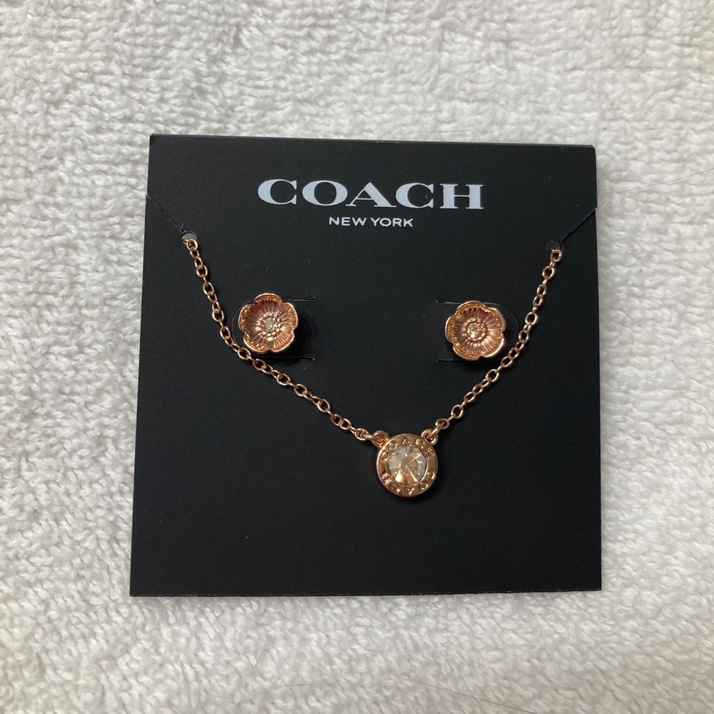 COACH Open Circle Necklace And Tea Rose Stud Set - Picture 4 of 5